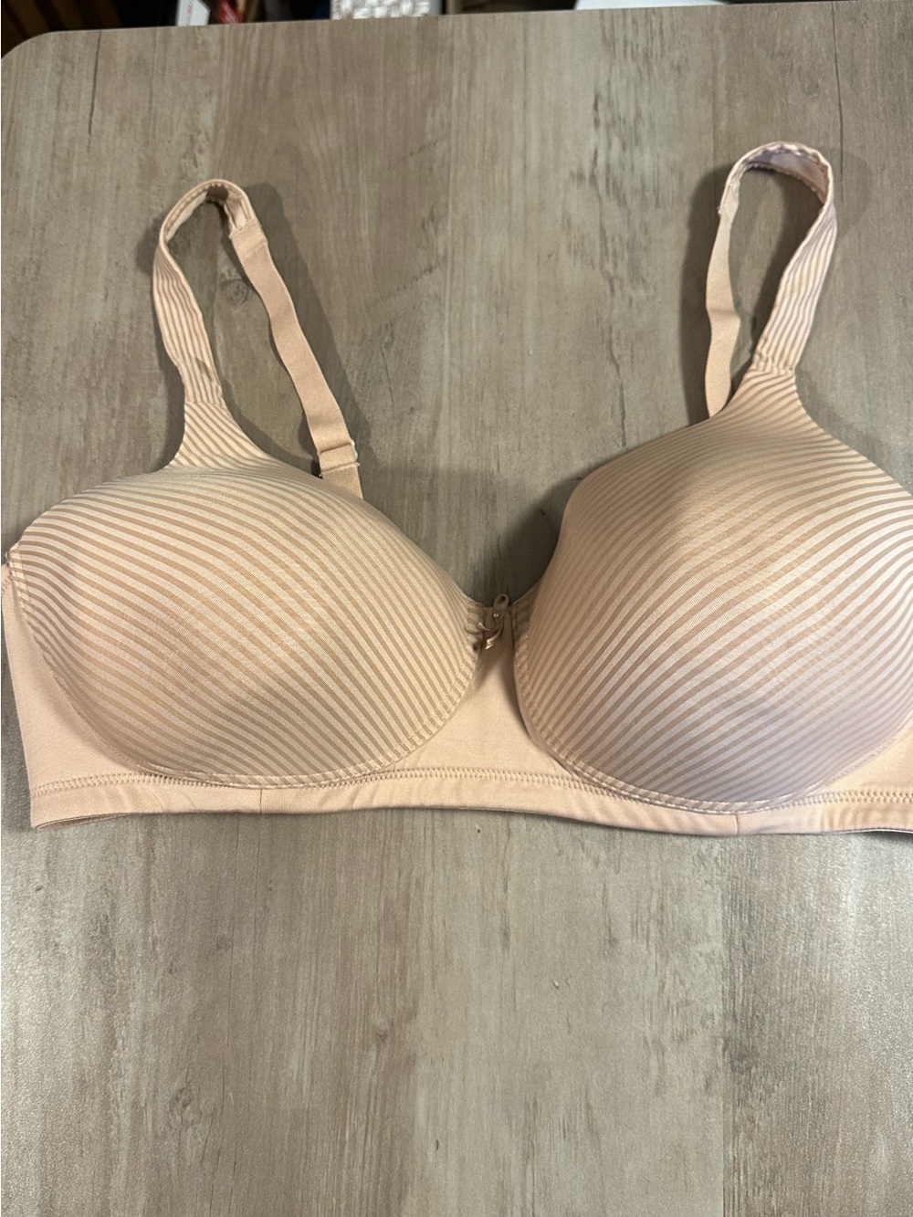 Vanity Fair Bra Nude 42C NWOT